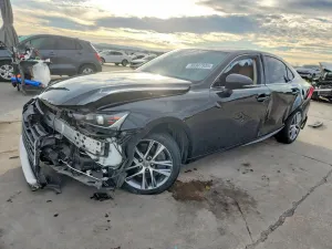 Lexus IS 300 2.0L 4 2020
