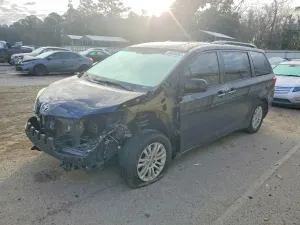 Toyota Sienna XLE 3.5L 6 2017