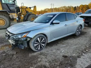 Nissan Altima 2.5L 4 2021