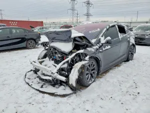 Tesla Model X 2024