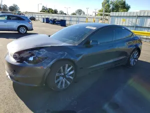 Tesla Model 3 2025