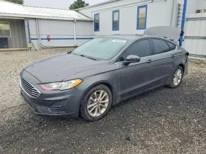 Ford Fusion SE 1.5L 4 2020