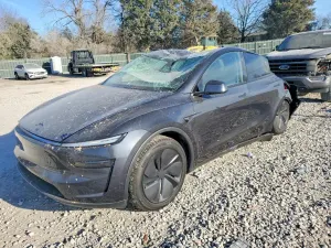 Tesla Model Y 2026