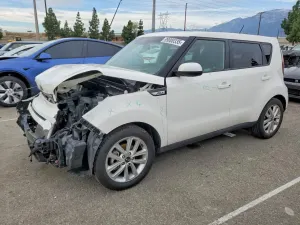 Kia Soul + 2.0L 4 2019