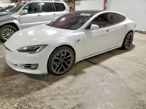Tesla Model S 2018