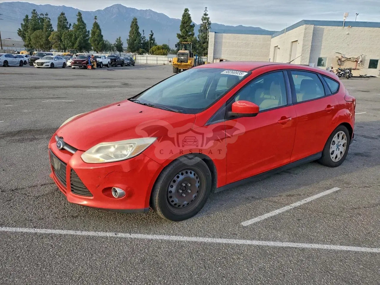 Ford Focus SE 2.0L 4 2012