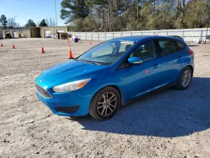 Ford Focus SE 2.0L 4 2016