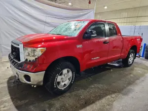 Toyota Tundra 5.7L 8 2013