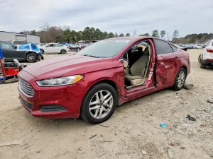 Ford Fusion SE 1.6L 4 2013