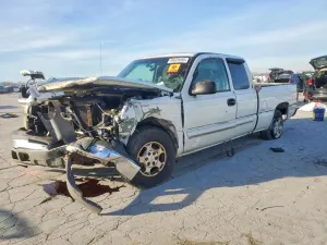 Chevrolet Silverado 1500 C1500 4.8L 8 2003