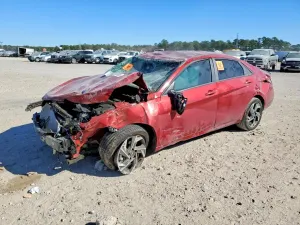 Hyundai Elantra SEL SPORT 2.0L 4 2025