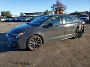 Toyota Corolla LE 1.8L 4 2024