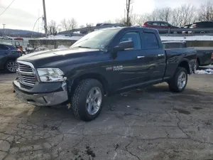 RAM 1500 SLT 5.7L 8 2018