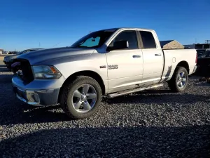 RAM 1500 SLT 5.7L 8 2015