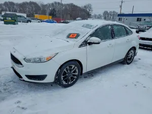 Ford Focus SE 2.0L 4 2015
