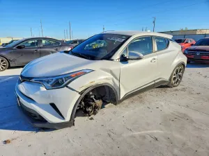 Toyota C-HR XLE 2.0L 4 2019