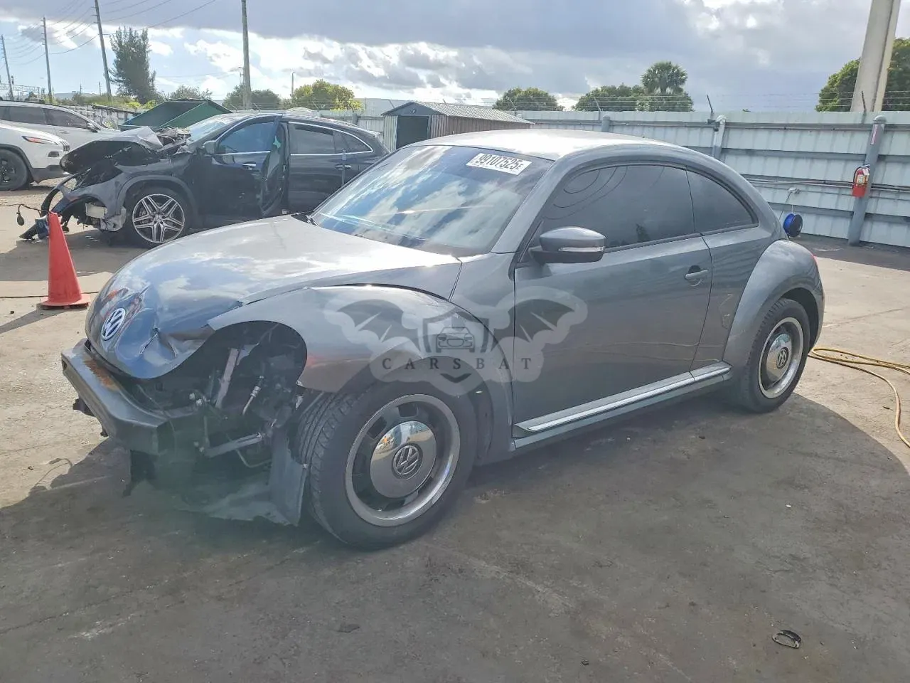 Volkswagen Beetle 2.5L 5 2012