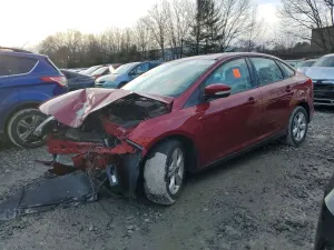 Ford Focus SE 2.0L 4 2013