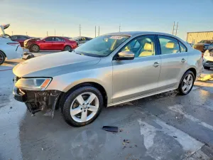 Volkswagen Jetta TDI 2.0L 4 2013