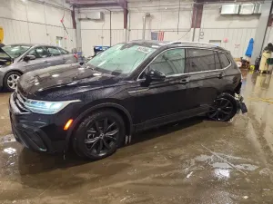 Volkswagen Tiguan SE 2.0L 4 2024