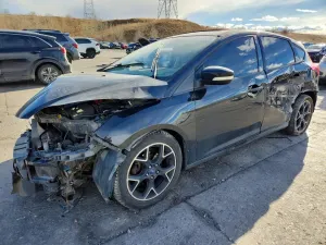 Ford Focus SE 2.0L 4 2014