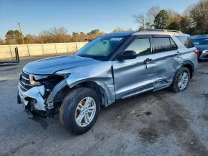 Ford Explorer XLT 2.3L 4 2020