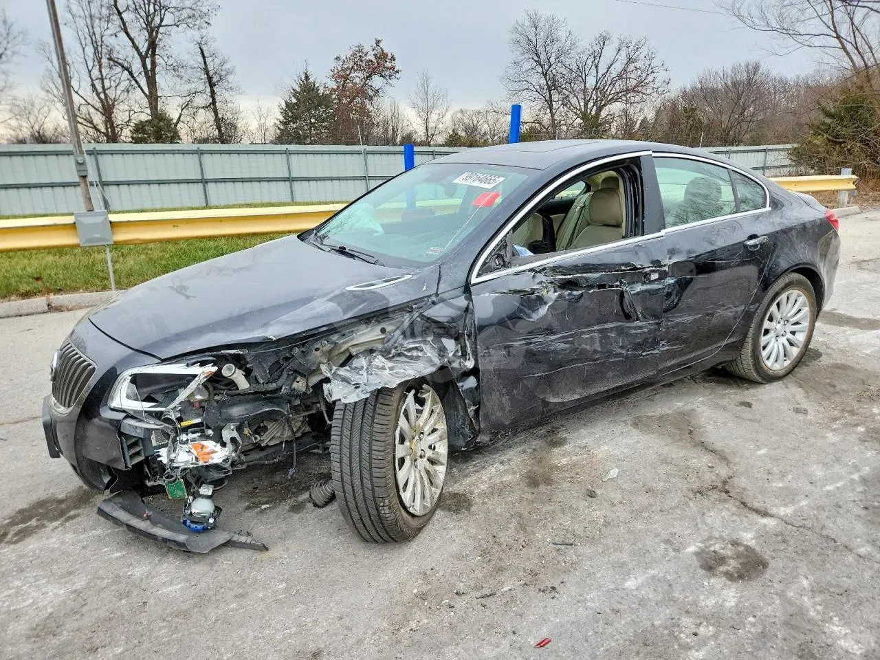 Buick Regal PREMIUM 2.4L 4 2012