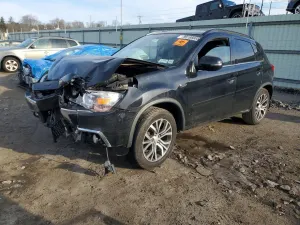 Mitsubishi Outlander SEL 2.4L 4 2018