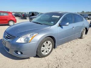 Nissan Altima BASE 2.5L 4 2012