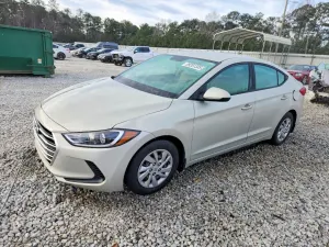 Hyundai Elantra SE 2.0L 4 2017