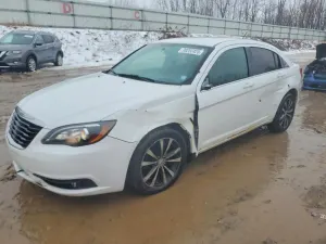 Chrysler 200 LIMITED 3.6L 6 2014