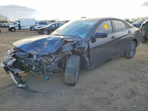Hyundai Elantra SEL 2.0L 4 2024