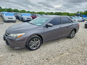 Toyota Camry LE 2.5L 4 2016