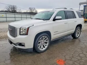 GMC Yukon DENALI 6.2L 8 2016