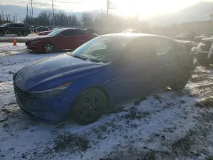 Hyundai Elantra SEL 2.0L 4 2022