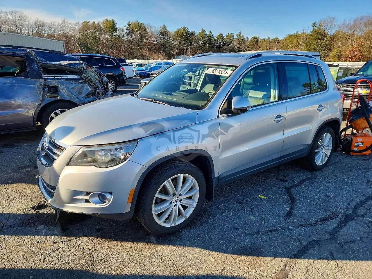 Volkswagen Tiguan S 2.0L 4 2011