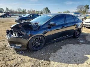 Ford Focus SE 2.0L 4 2016