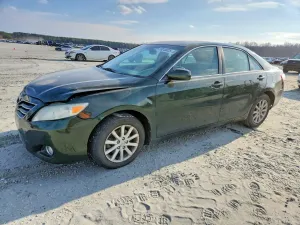 Toyota Camry BASE 2.5L 4 2011
