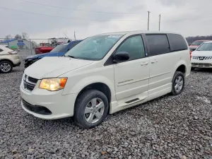 Dodge Grand Caravan (Caravan) SE 3.6L 6 2013