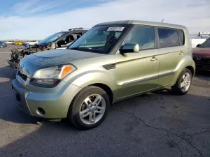 Kia Soul + 2.0L 4 2011