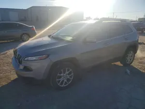 Jeep Cherokee LATITUDE 2.4L 4 2015