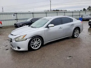 Nissan Maxima S 3.5L 6 2010