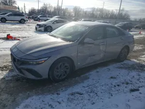 Hyundai Elantra SEL 2.0L 4 2024