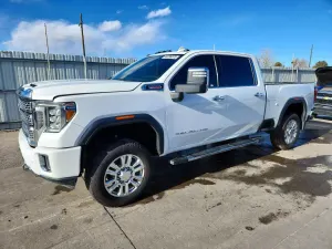 GMC Sierra K2500 DENALI 6.6L 8 2021