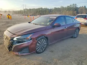 Nissan Altima SV 2.5L 4 2023