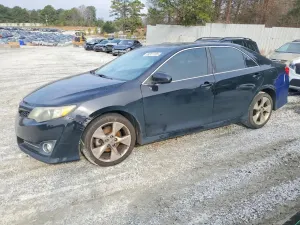 Toyota Camry SE 3.5L 6 2012