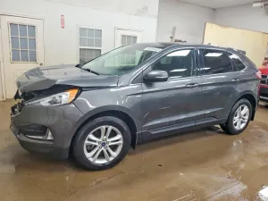 Ford Edge SEL 2.0L 4 2020