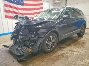 Volkswagen Tiguan SE 2.0L 4 2018