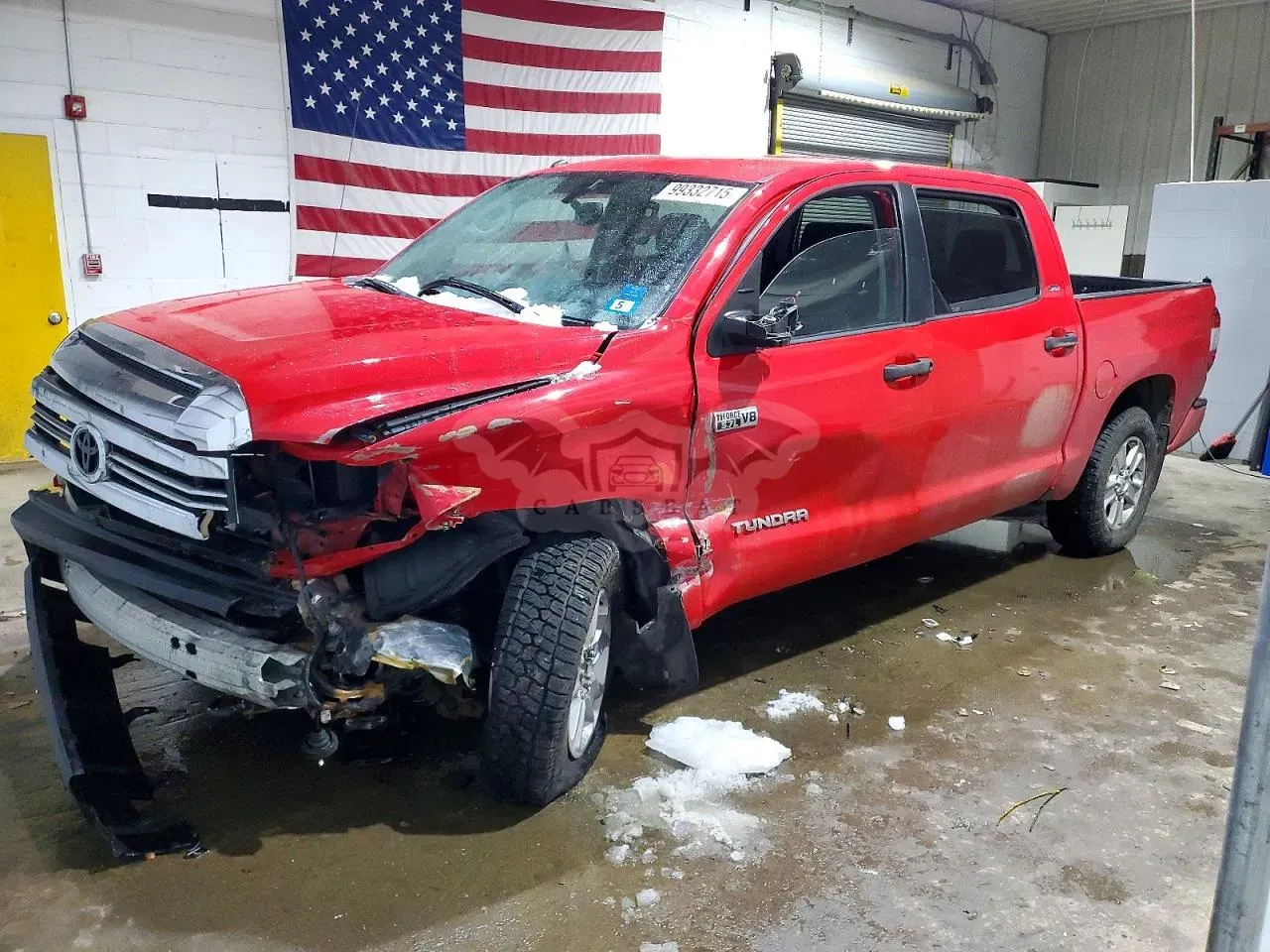 Toyota Tundra CREWMAX SR5 5.7L 8 2016