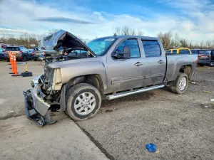 Chevrolet Silverado 1500 K2500 HEAVY DUTY LTZ 6.0L 8 2013